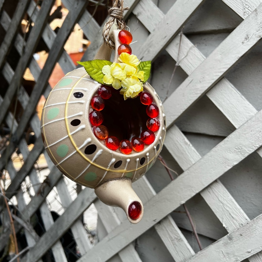 Teapot Birdhouse